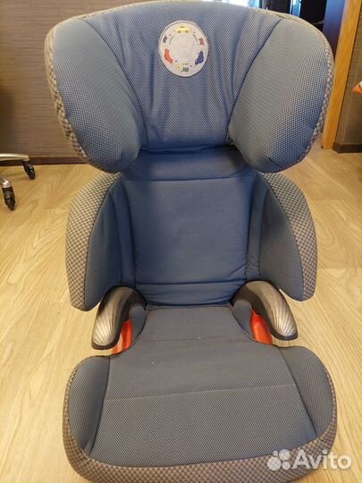 Детское автокресло почти новое