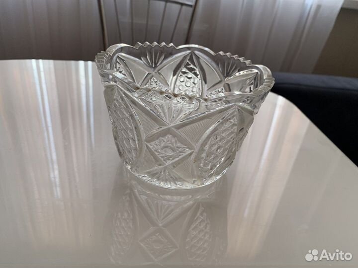 Хрустальная пиала