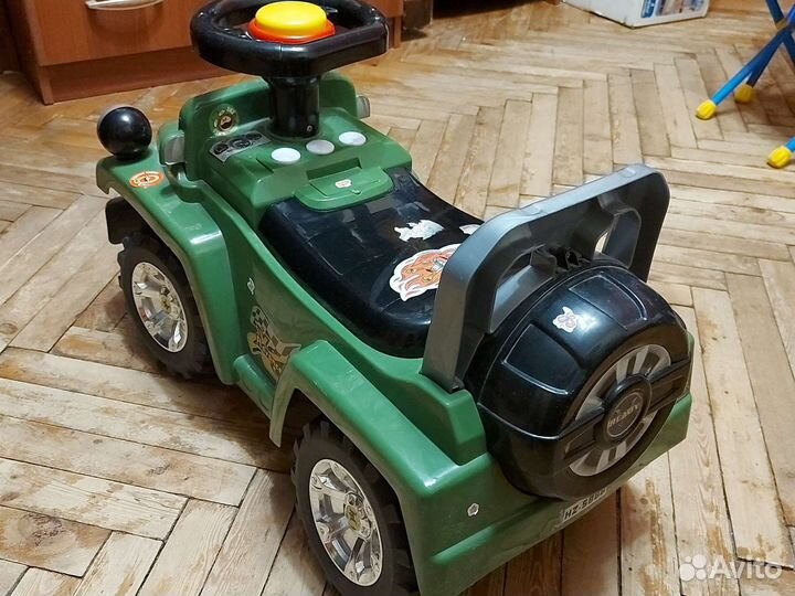 Детская машинка каталка б/у