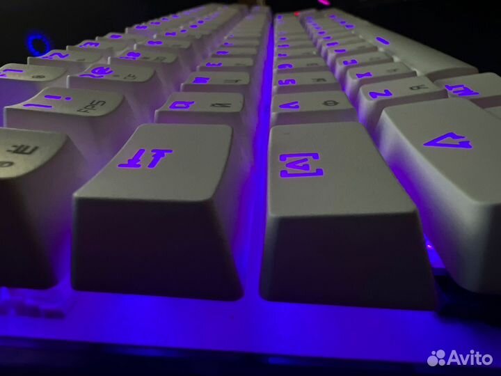 Игровая механическая клавиатура