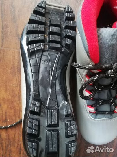 Лыжные ботинки