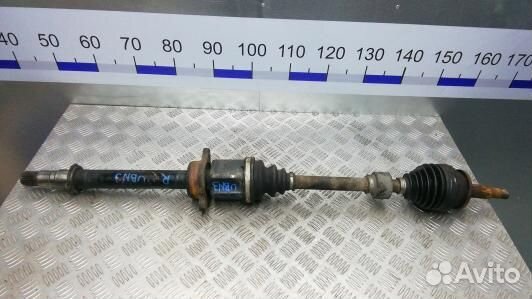 Привод передний правый toyota avensis T27 (UBN03N1