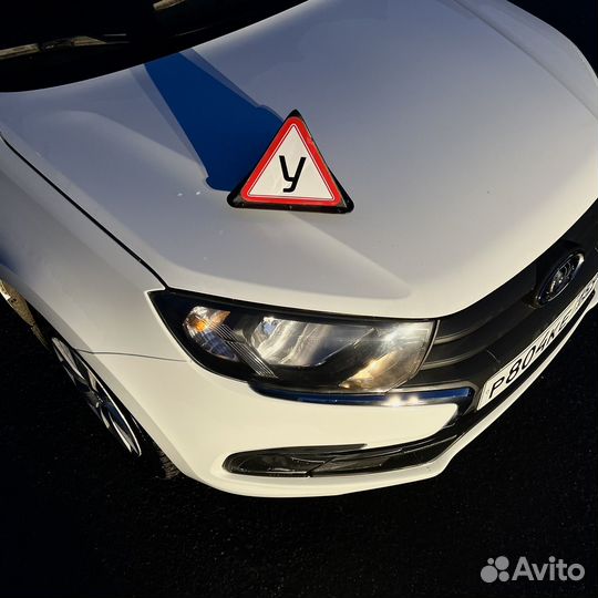 Инструктор по вождению механика