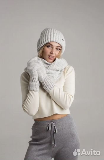 Комплект снуд варежки шапка
