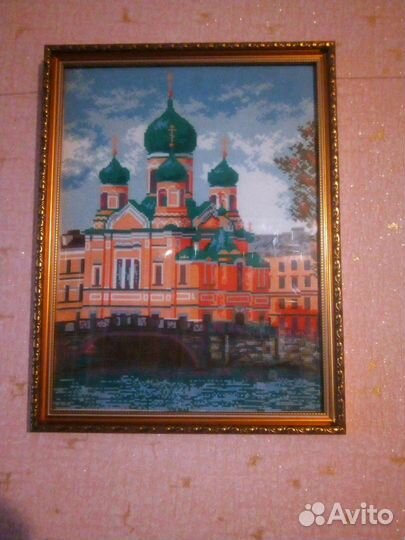 Картина церковь вышита крестом