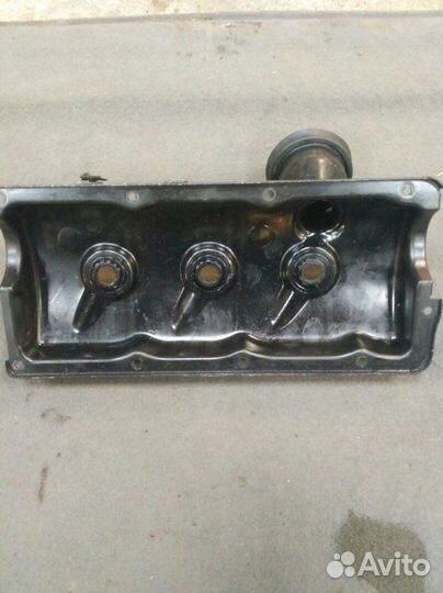 Клапанная крышка Audi A4 B5 AQD