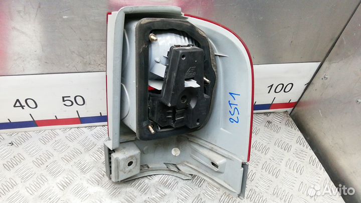 Фонарь Ford Galaxy (1995-2006)