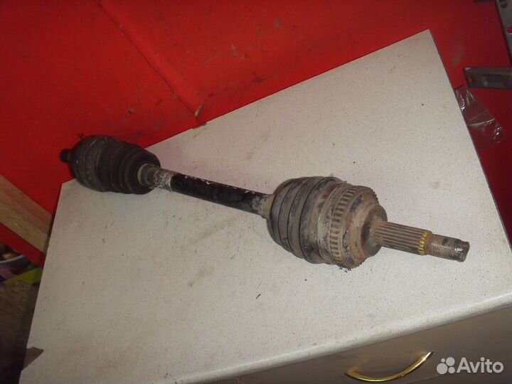 Полуось передняя левая 96832203 Chevrolet Aveo
