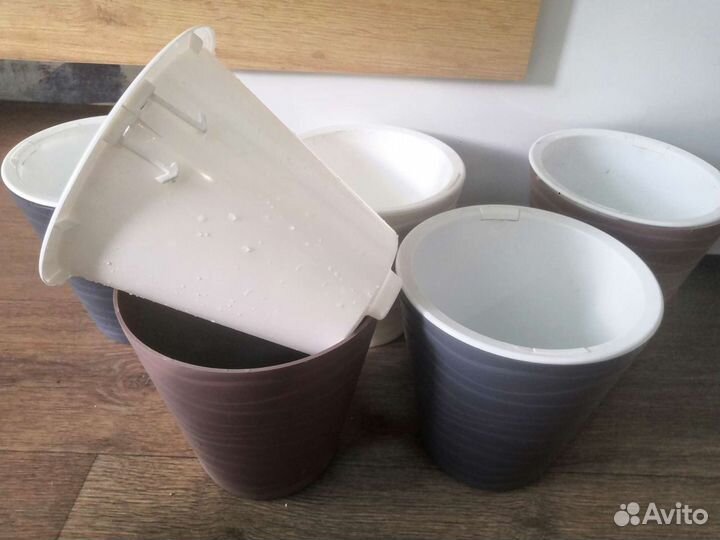 Горшок для цветов керамика, пластик