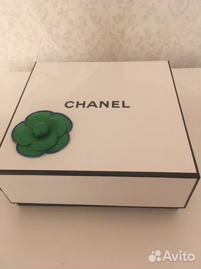 Коробка подарочная