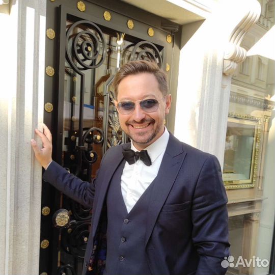 Ведущий на свадьбу