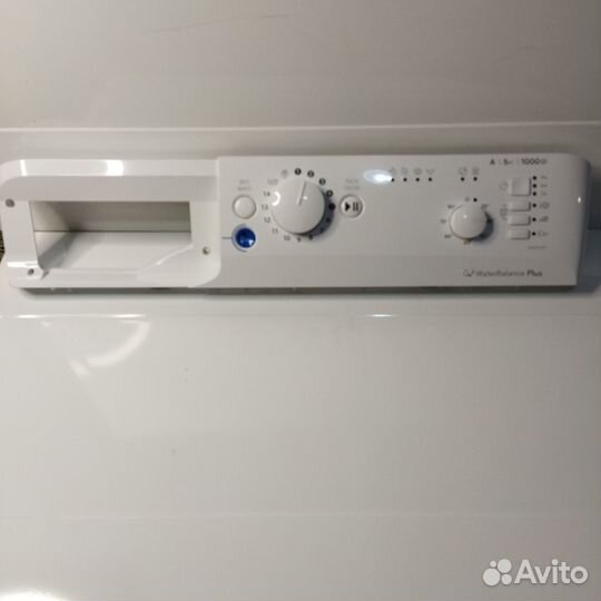 Панель стиральной машины Indesit bwsb51051