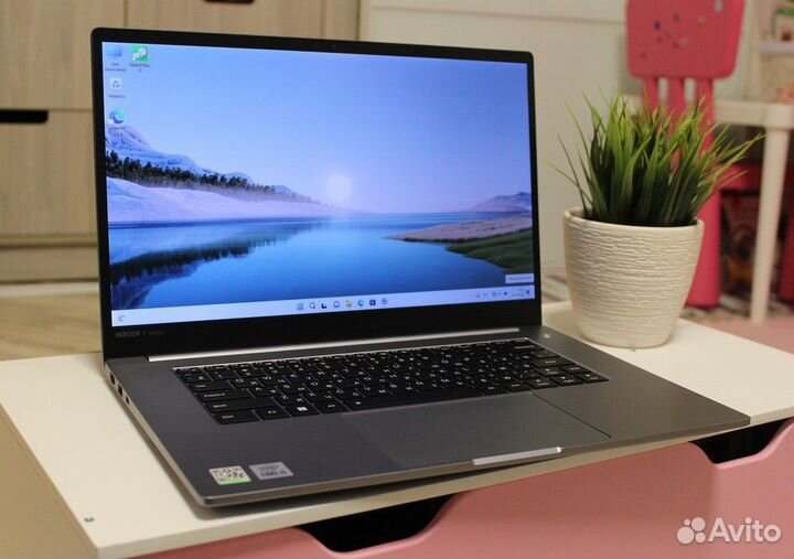 Infinix InBook Y1 Plus