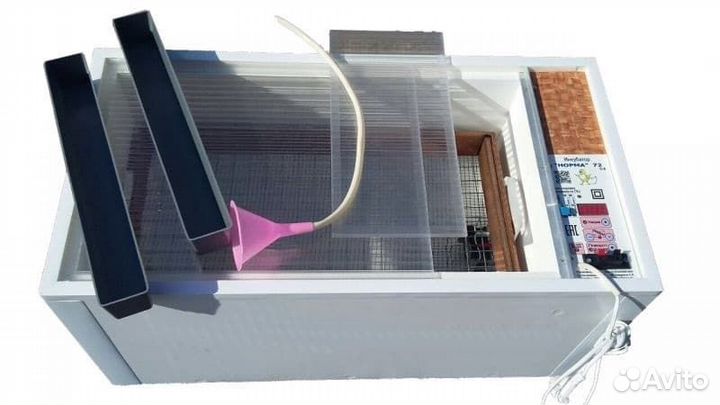 Инкубатор Блиц Норма 78-200яиц Пластик 100Автомат