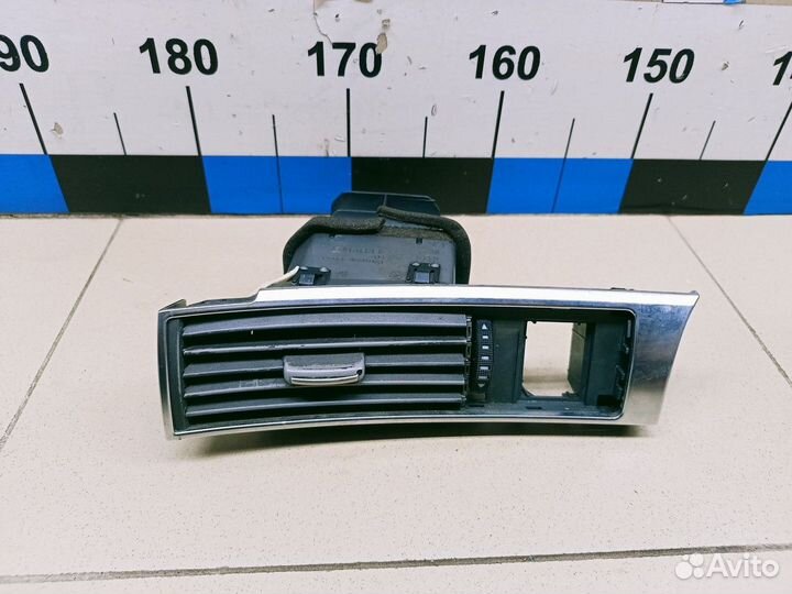 Дефлектор воздушный A6 C6,4F 2005-2011