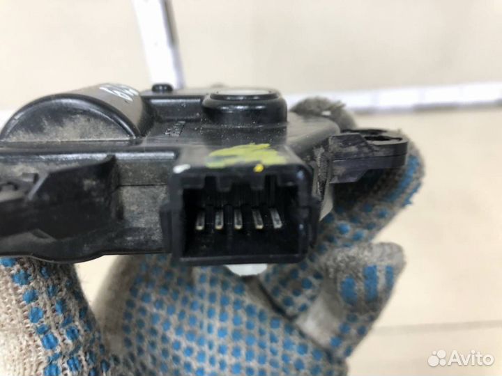 Моторчик заслонки печки Hyundai ix35 LM 2010-2015