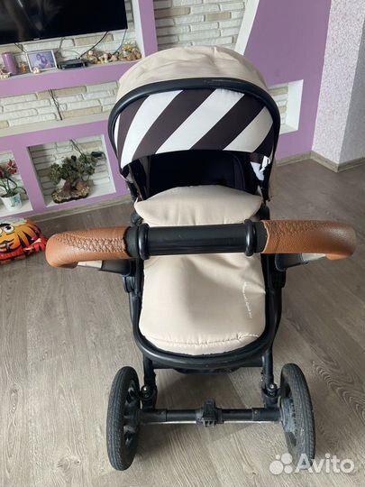 Коляска Happy baby mommer