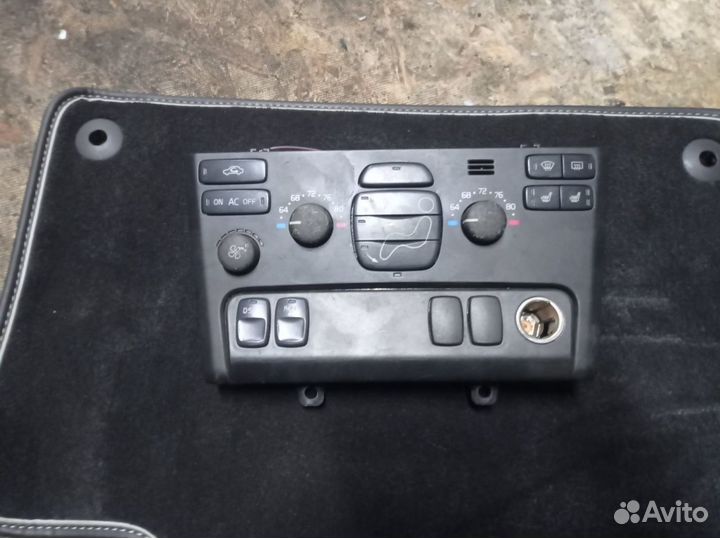 Volvo XC90 2005- блок управления климат контролем