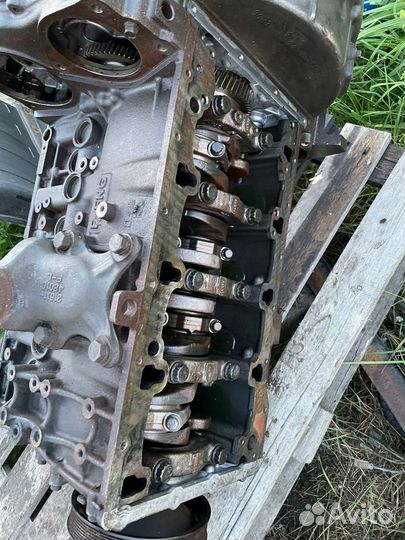 Блок двигателя D4GA