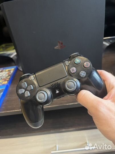 Sony ps4 Pro 1Tb