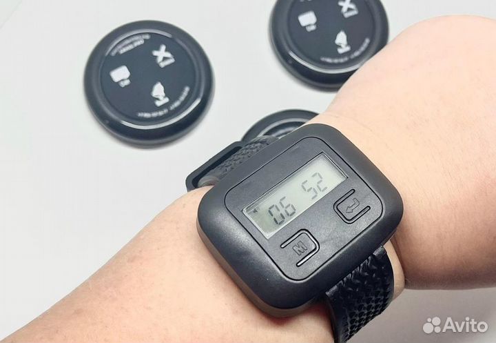 Кнопка вызова официанта Ультра черная и часы