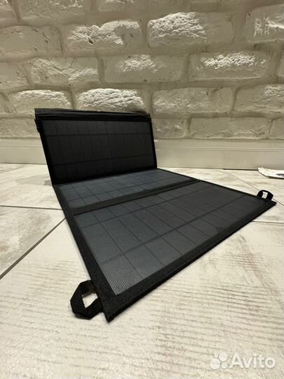 Портативная Солнечная панель Solar Charger 28 W