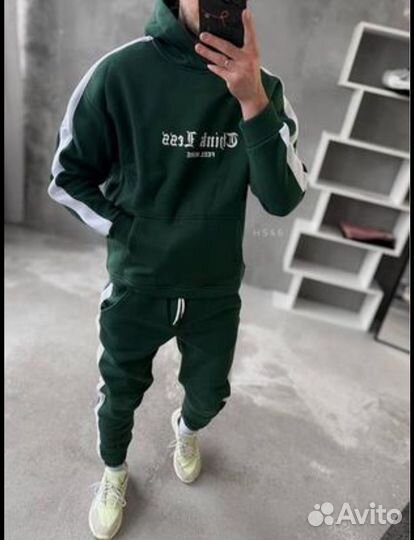 Спортивный костюм на флисе