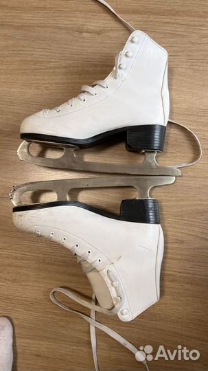Коньки фигурные 39 размер