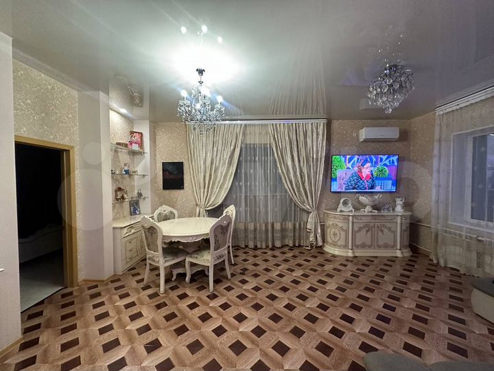 2-к. квартира, 76,8 м², 6/9 эт.