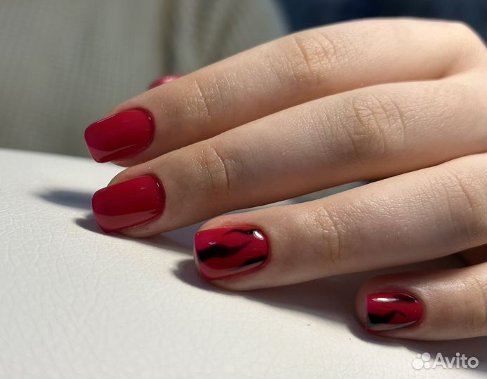 Маникюр, покрытие гель-лак, укрепление гелем