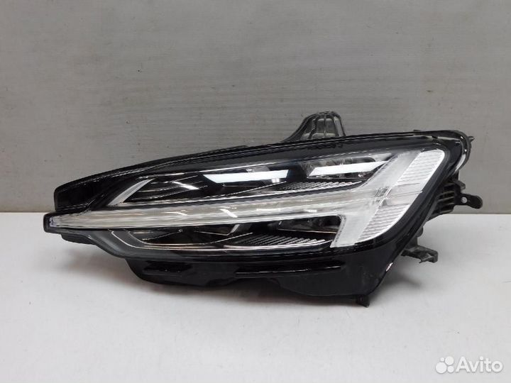 Фара левая Volvo V60