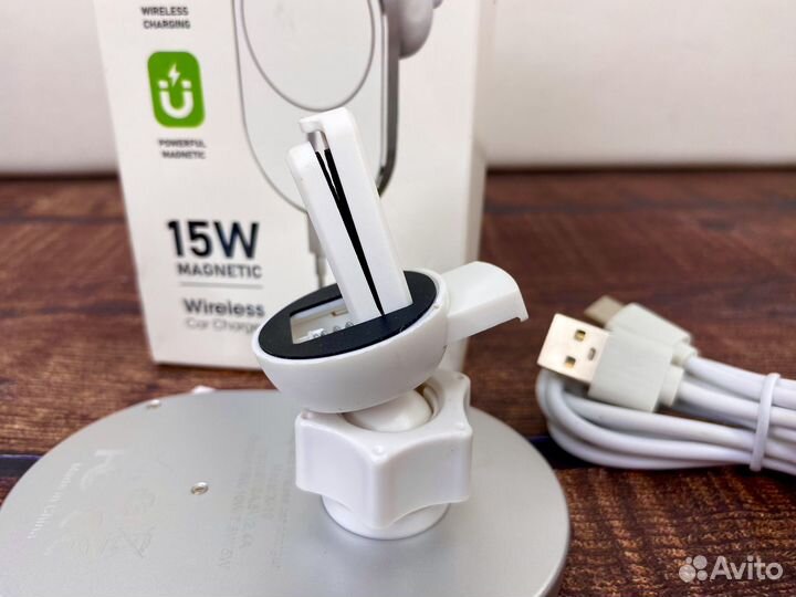 Беспроводная зарядка Magsafe для авто