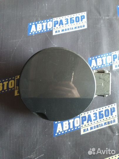 Лючок бака Пежо 308