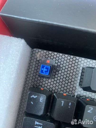 Клавиатура Bloody B800