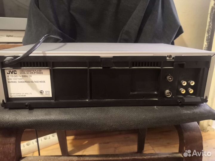 Видеомагнитофон JVC HR-P185EE