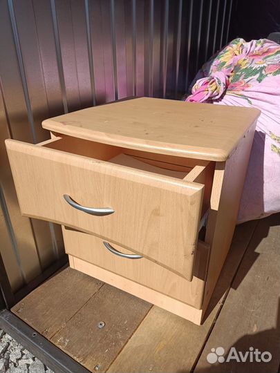 Тумбочка прикроватная бу