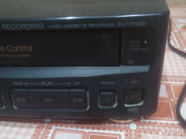 Видеомагнитофон sony