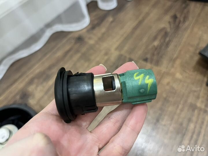 Гнездо прикуривателя Jeep Wrangler