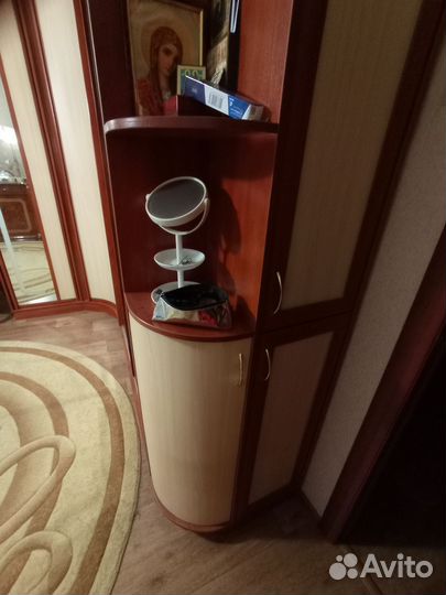 Шкаф угловой с радиусными дверями