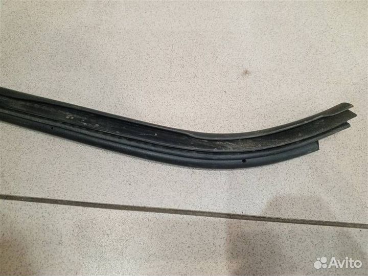 Уплотнитель проема двери задний левый Lifan Smily