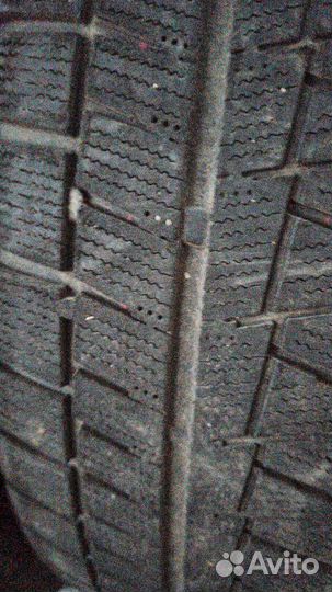 Bridgestone Blizzak Revo GZ 225/60 R17 99S