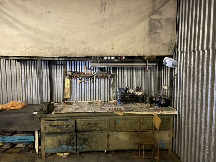 Гараж, > 30 м²