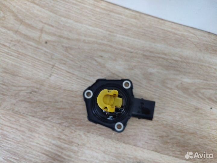 Датчик уровня масла в двигателе Bmw 3 F30 N20B20