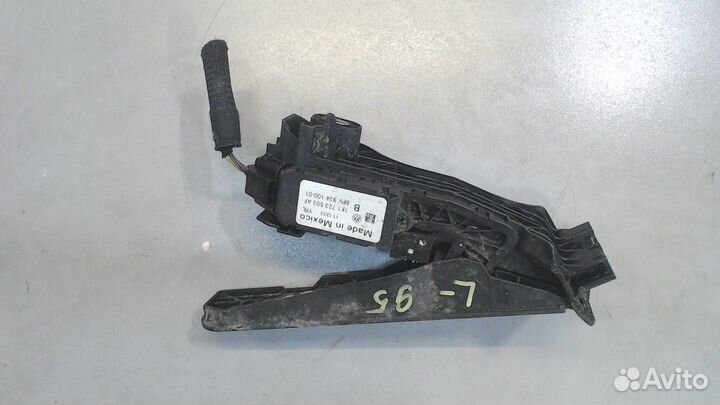 Педаль газа Volkswagen Jetta 6, 2012