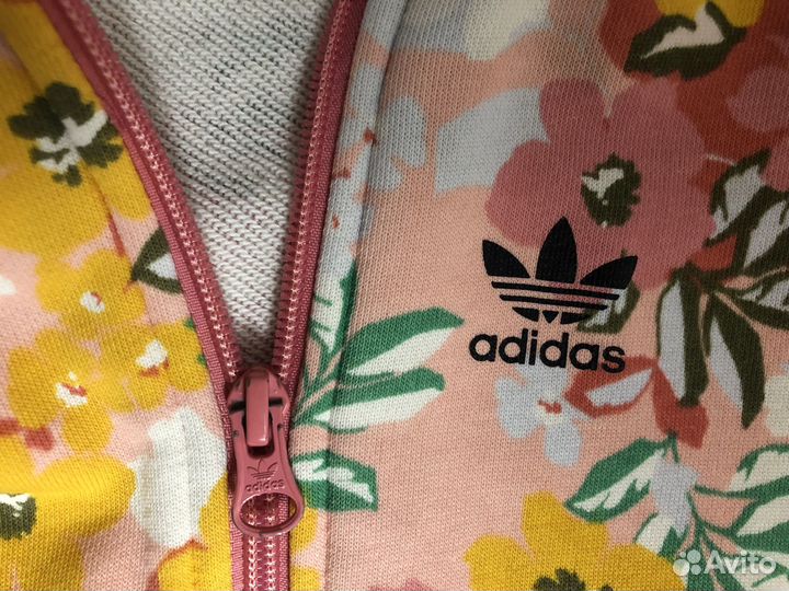 Спортивный костюм для девочки