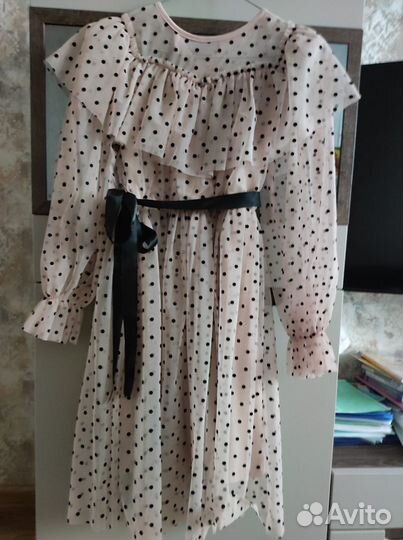 Нарядное платье для девочки 134 140