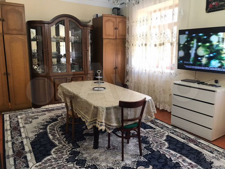 2-к. квартира, 58 м², 2/2 эт.