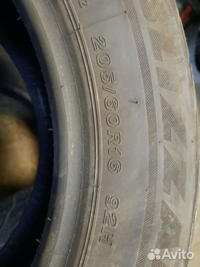 Bridgestone Blizzak LM-32 205/60 R16 92H