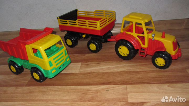Машина грузовик, самосвал, трактор с прицепом