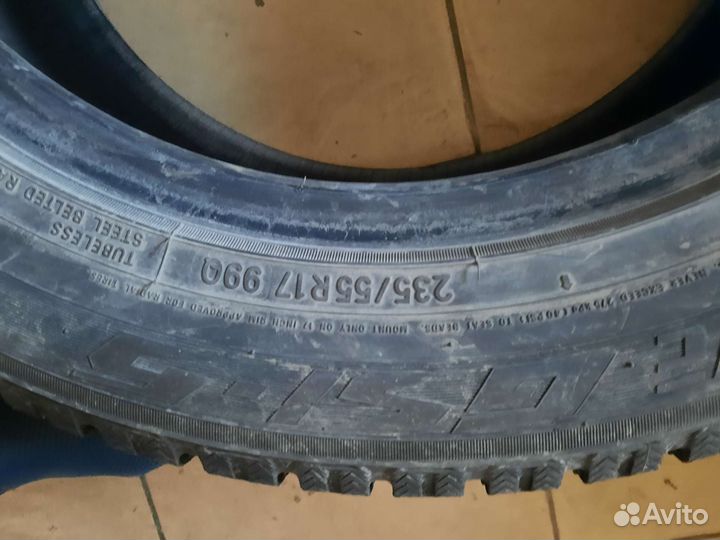 Toyo Observe GSi-5 235/55 R17